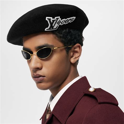 louis vuitton lovers beret.